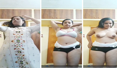 Beautiful Aunty Full Secret Nude Video MMS