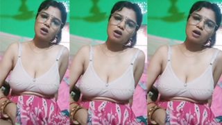 Glasses Horny Wife Masturbating Hot Pussy And Big Boobs